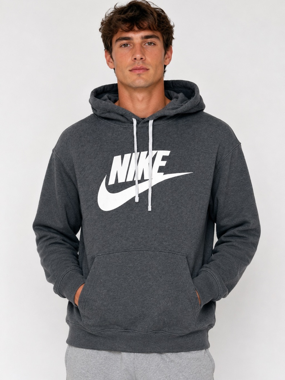 Nike Club Fleece Hoodie Men’s Small Gray Pullover Swoosh Logo Sweatshirt